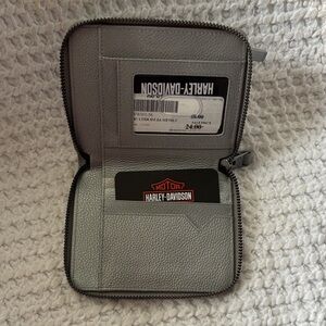 Harley-Davidson Gray Pebbled Zip Card Wallet